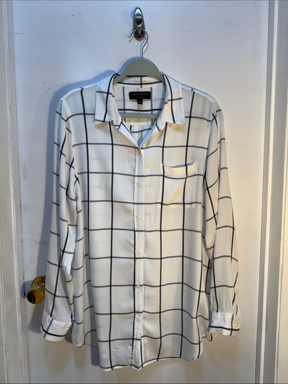 Banana Republic White and Black Windowpane Long Sleeve Shirt